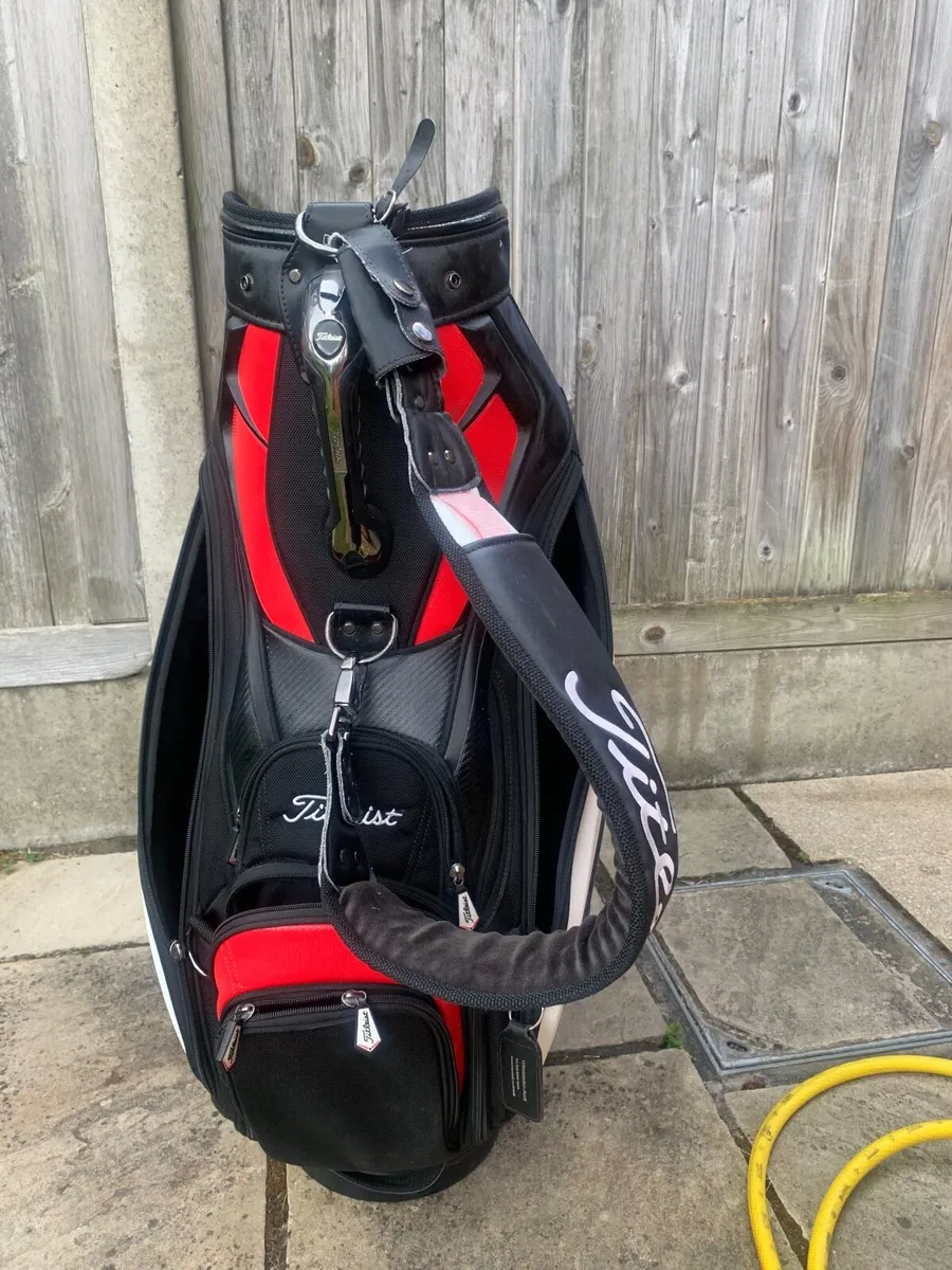 Titleist Tour Golf Bag - Image 1