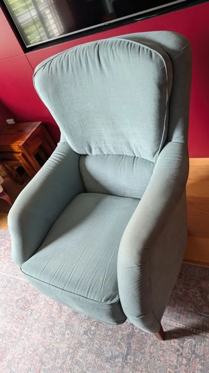 armchair (pale blue) - Image 4