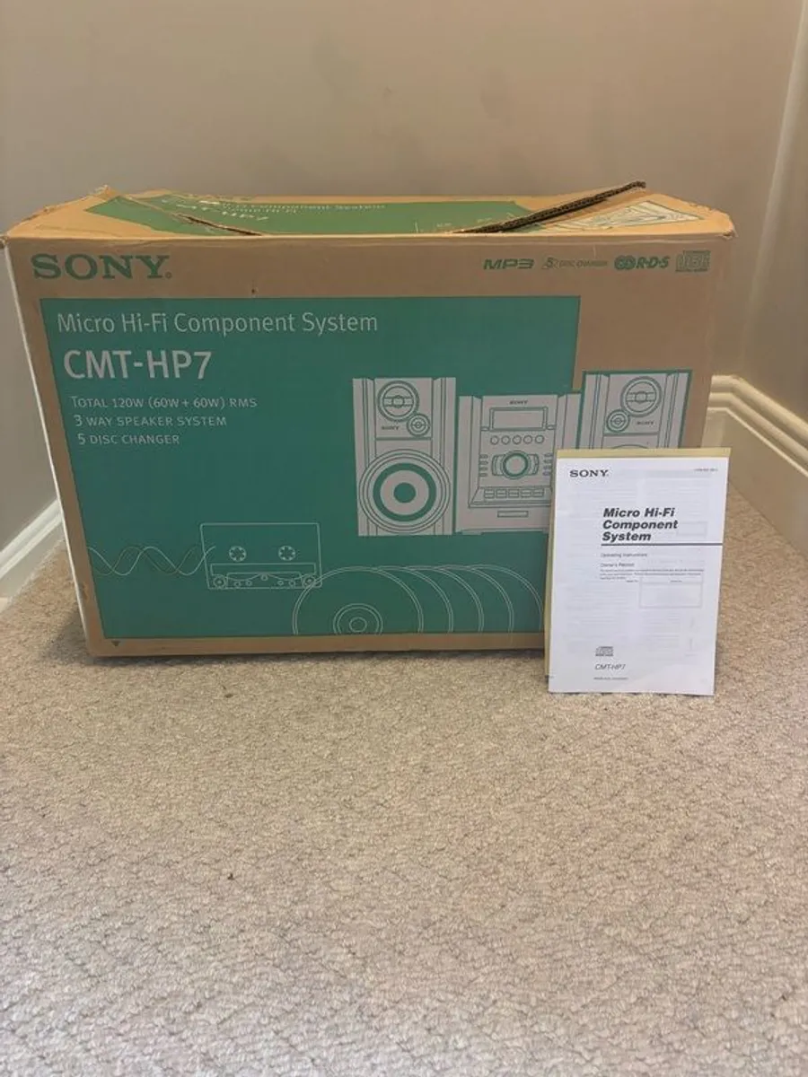Sony 5 CD Changer / Radio - Image 2