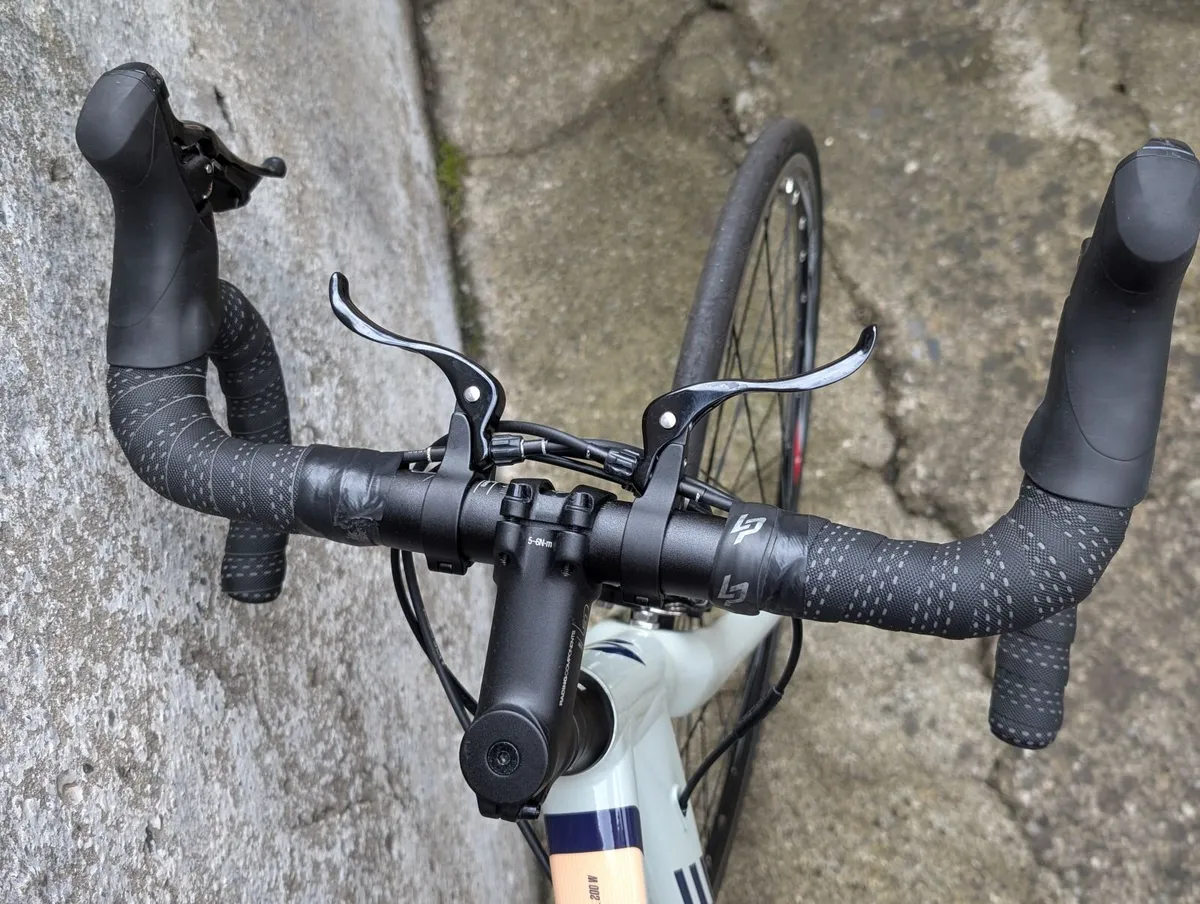 Lapierre Sensium AL 200 Womens Bicycle - Image 4