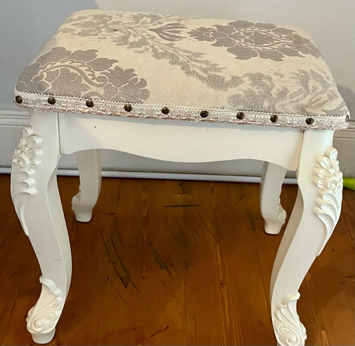 Vanity Table and stool - Image 2