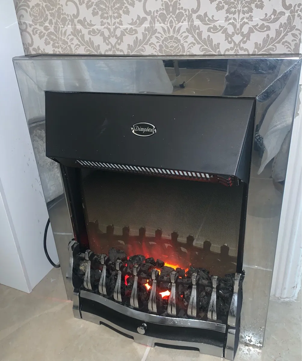 Dimplex living room electric stove - Image 2