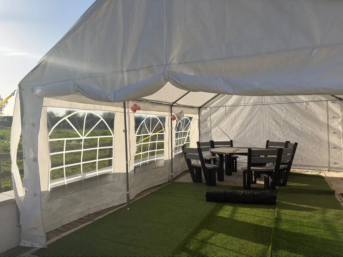 Marquee - Image 3