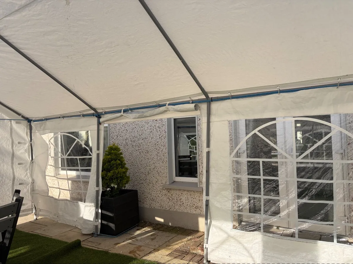 Marquee - Image 4
