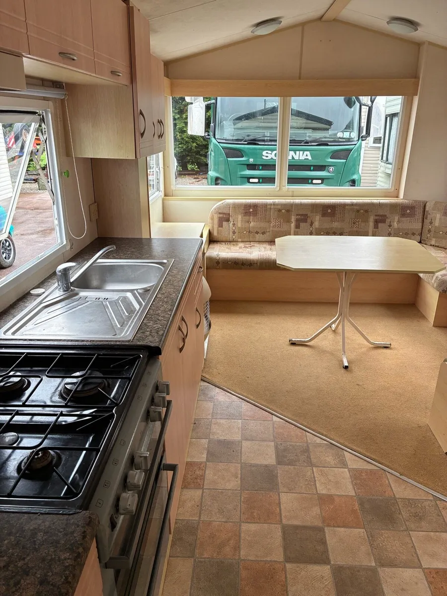 Mobile Home - Image 2