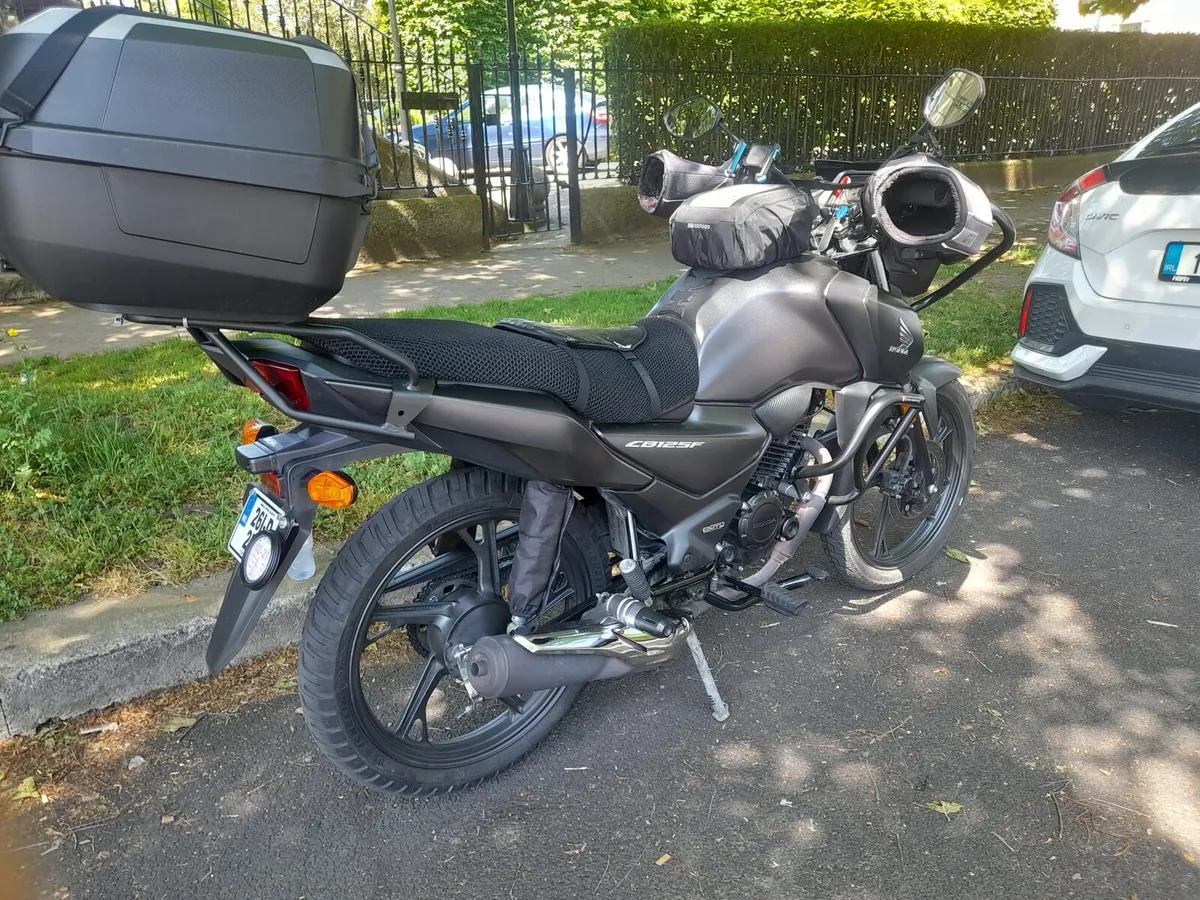 Cb125f motorcycle - Image 3