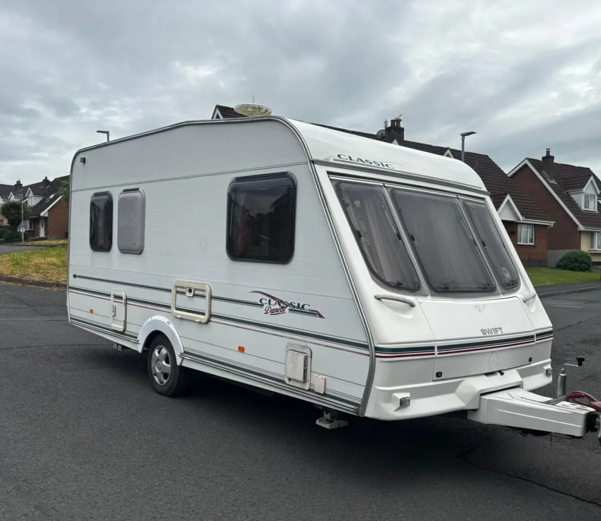Swift 5/6 berth with Full Awning - Image 1