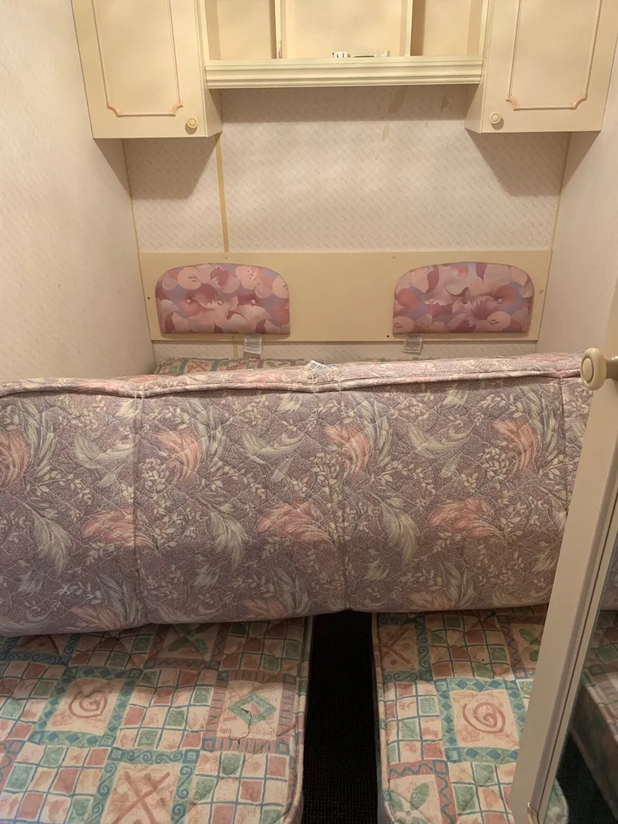 Static caravan- 35x12 - Image 3