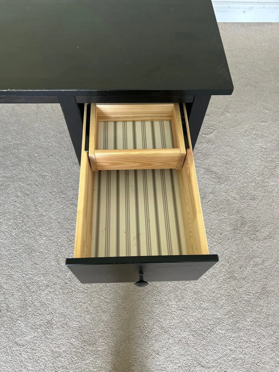 Desk with storage - Image 3