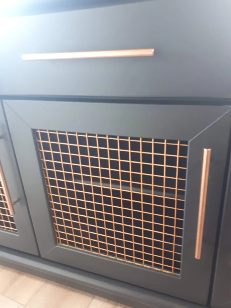 Painted Pine Unit - Image 3