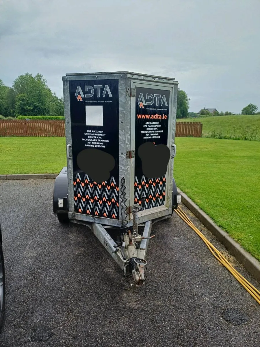 Ifor Williams BV84 box trailer - Image 4