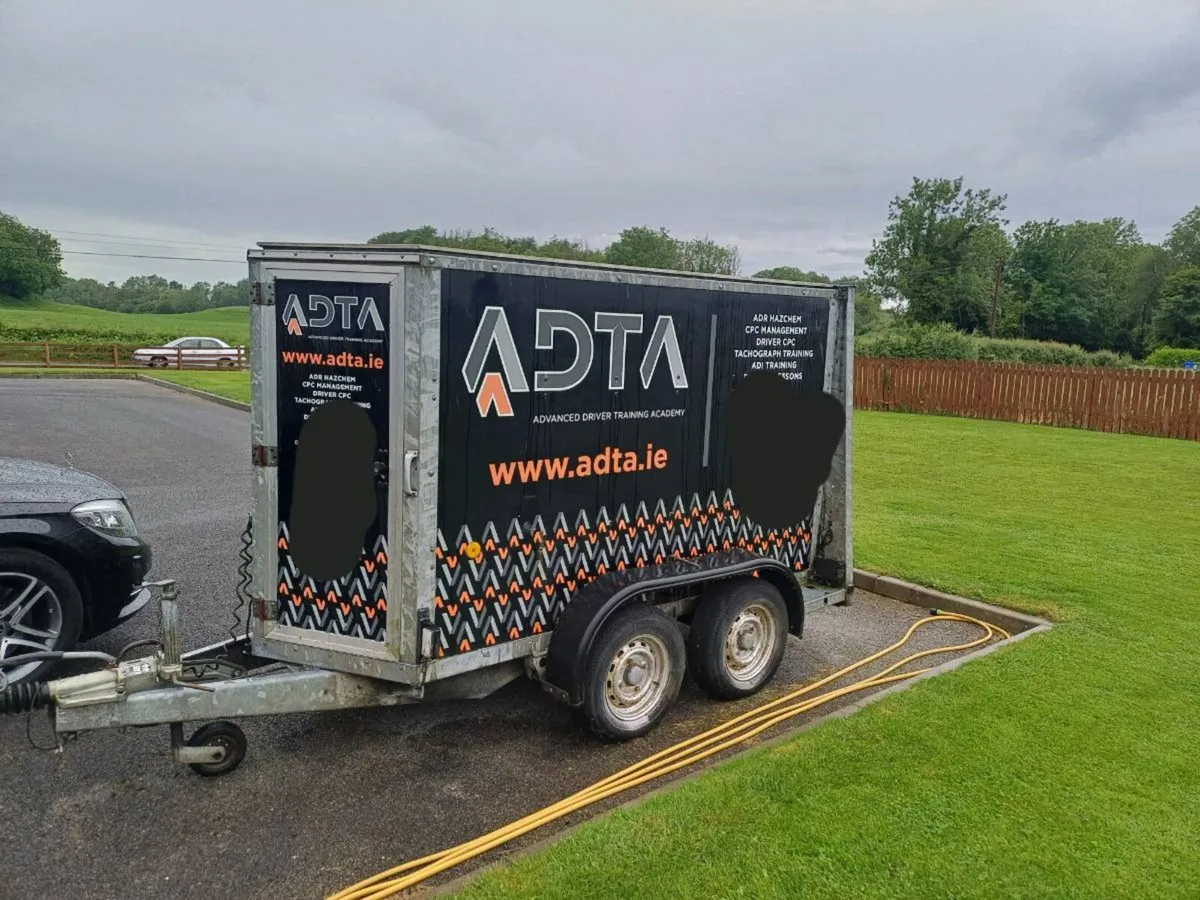 Ifor Williams BV84 box trailer - Image 3