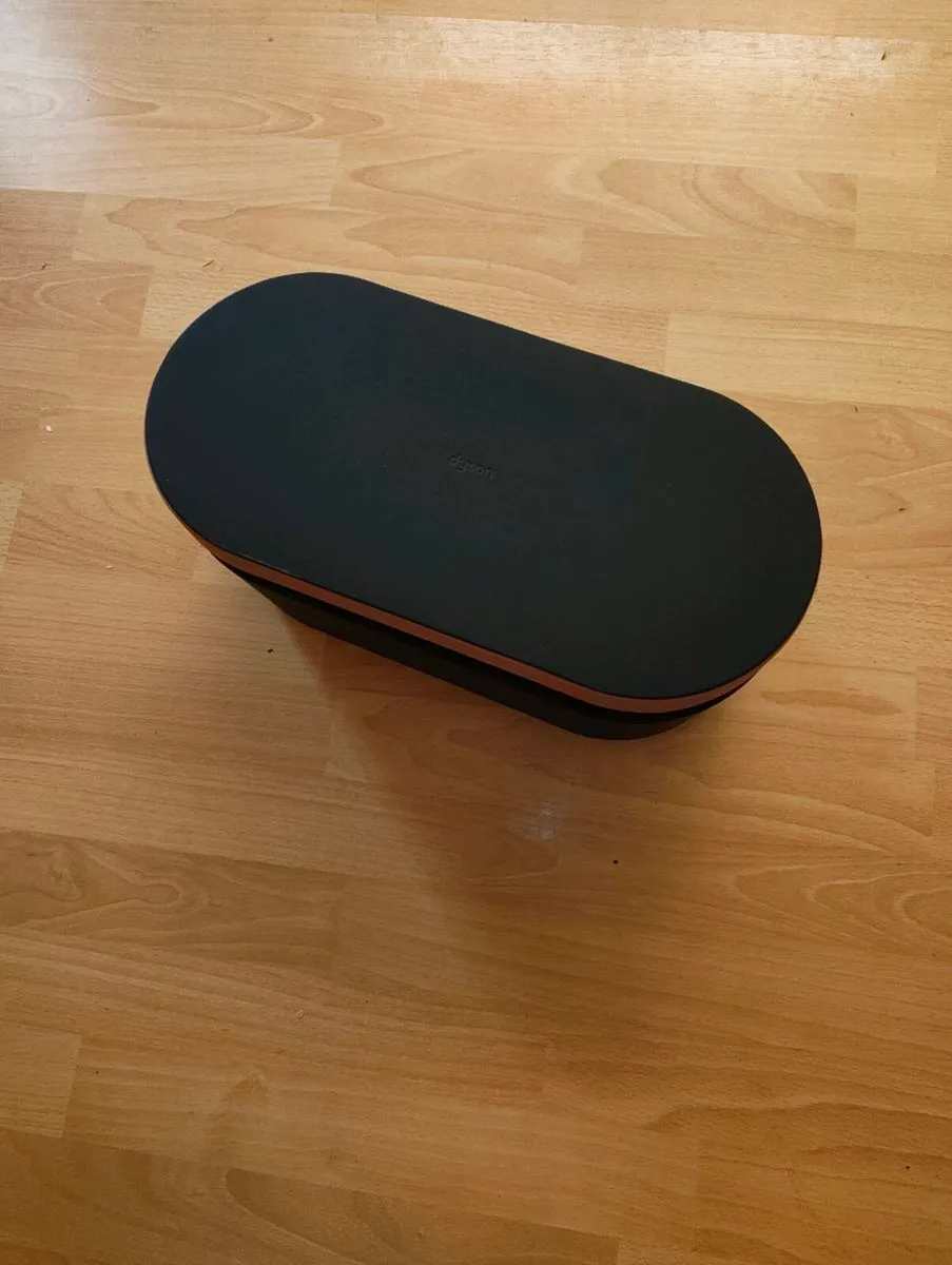 Dyson airwrap - Image 1