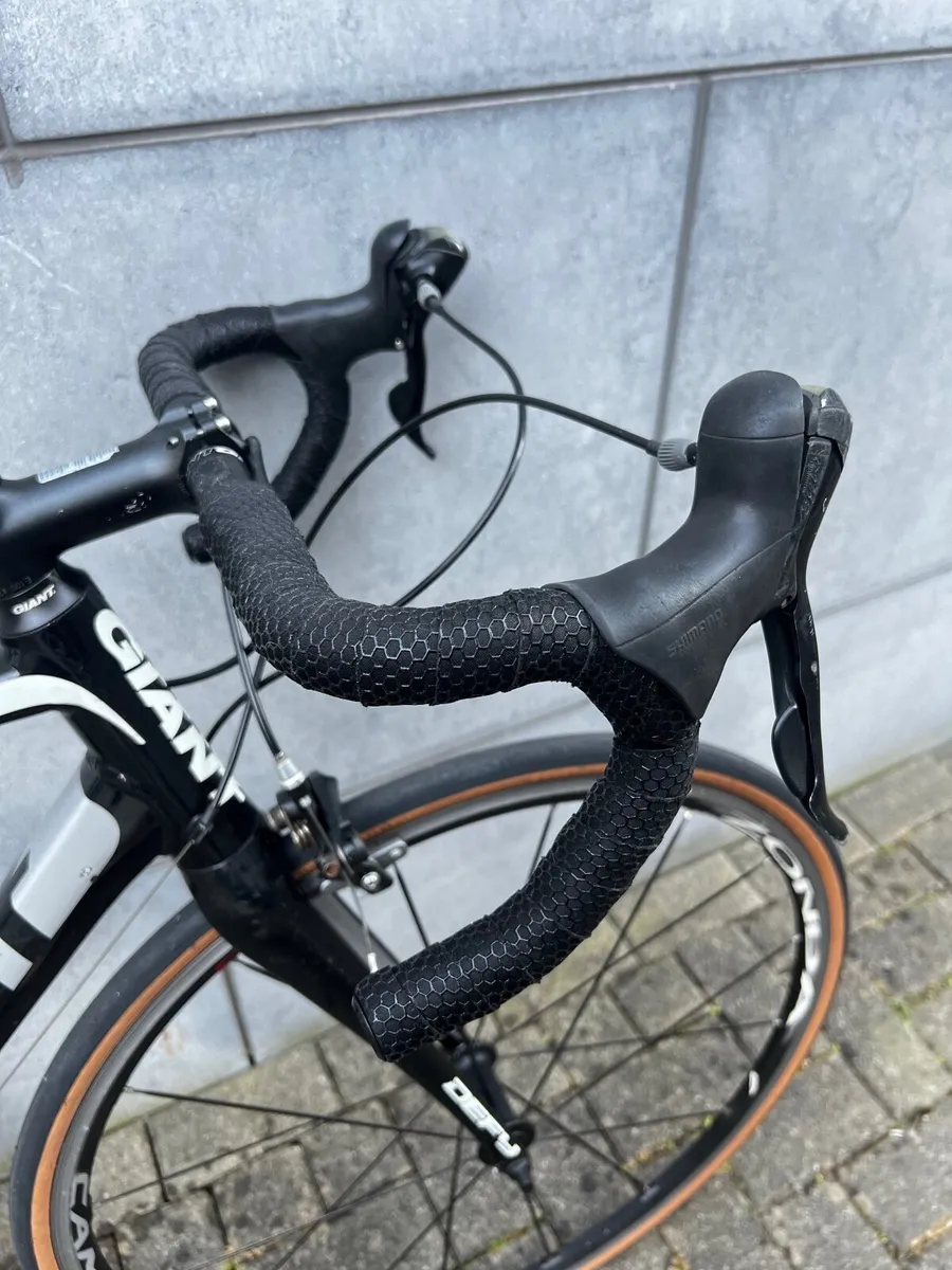 Giant Defy - Image 2