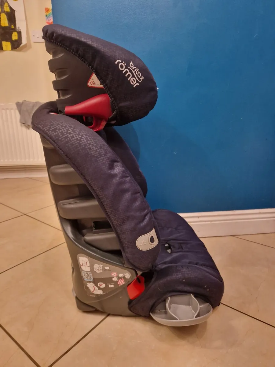 Booster Car Seat - Image 2