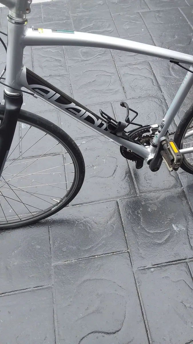 Bicycle - Image 4
