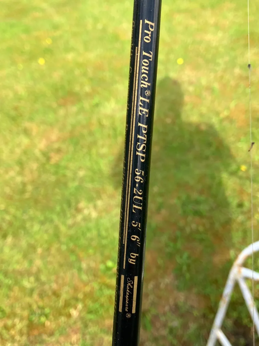 Fishing poles. 2 Shakespeare rods/reels - Image 1