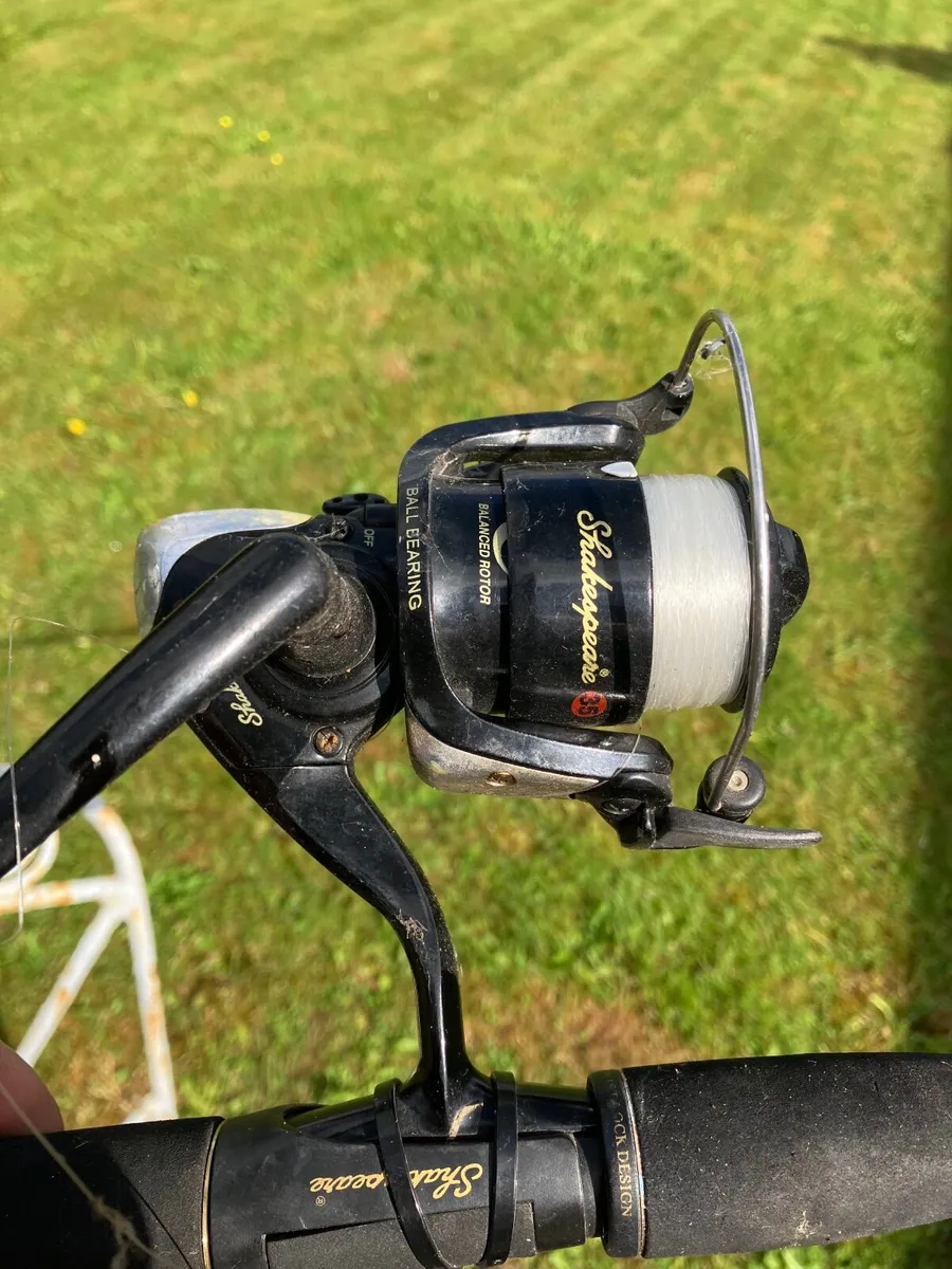 Fishing poles. 2 Shakespeare rods/reels - Image 4