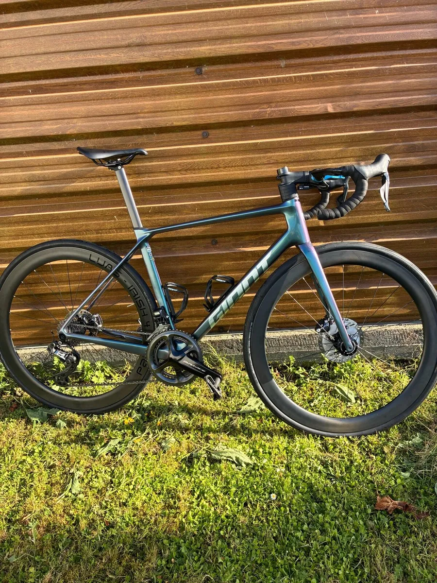 Giant TCR Pro (2025) - Image 1