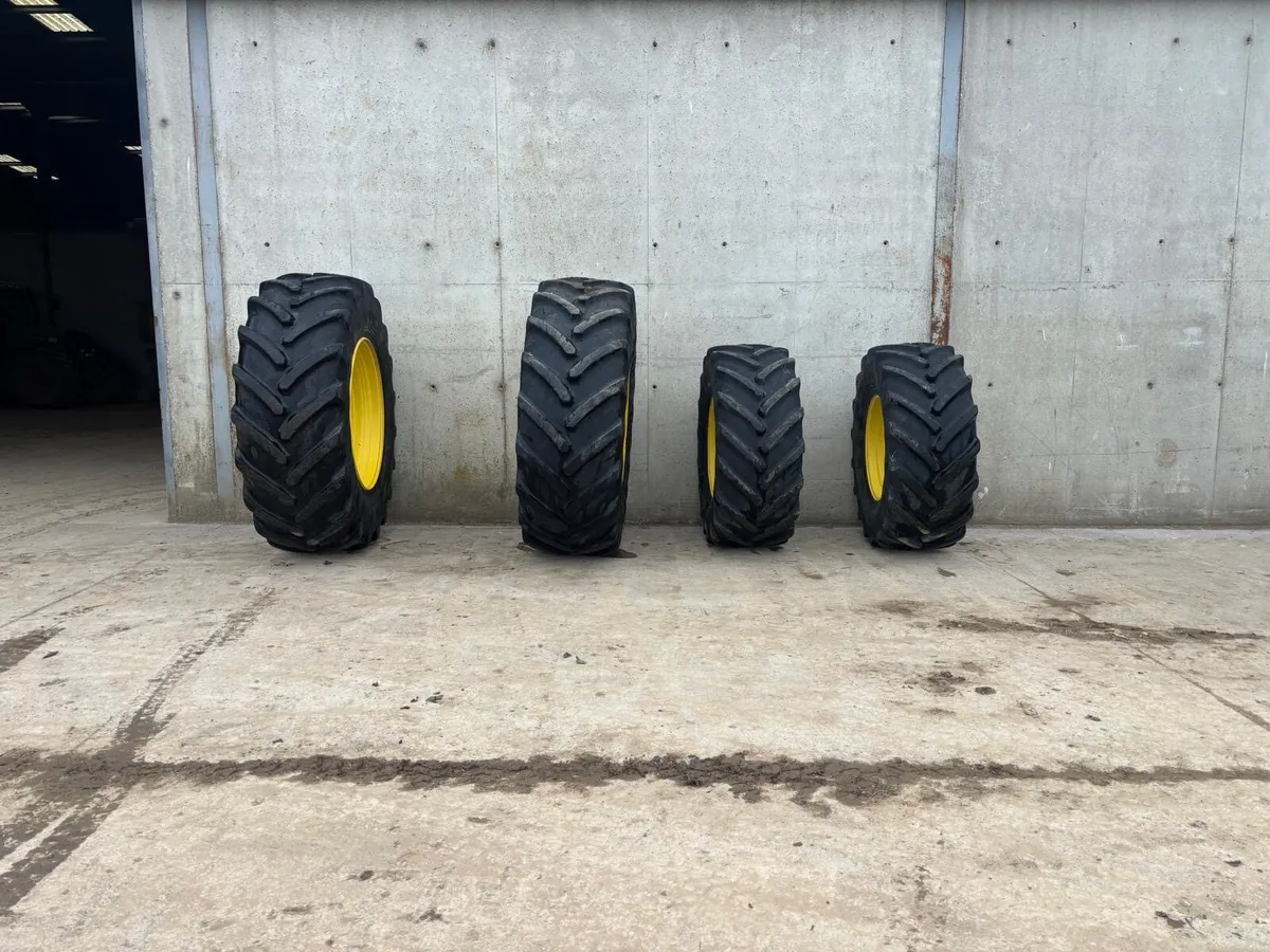 710/70R42 - Image 3