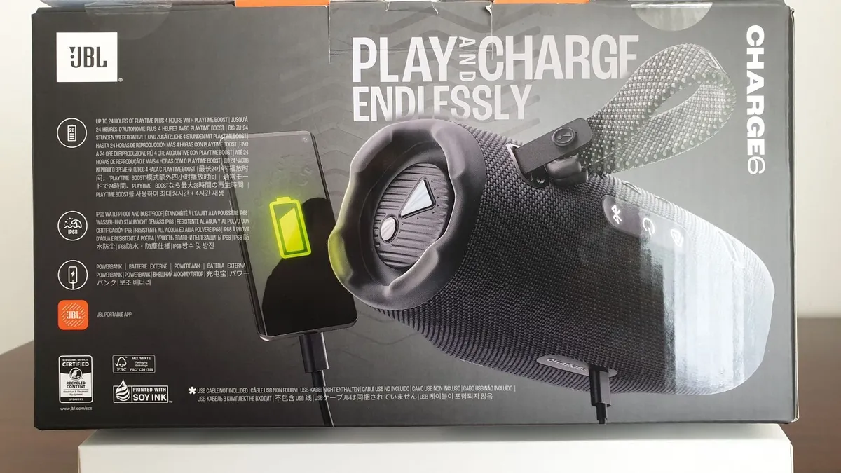 JBL Charge 6 bluetooth speaker - Image 4