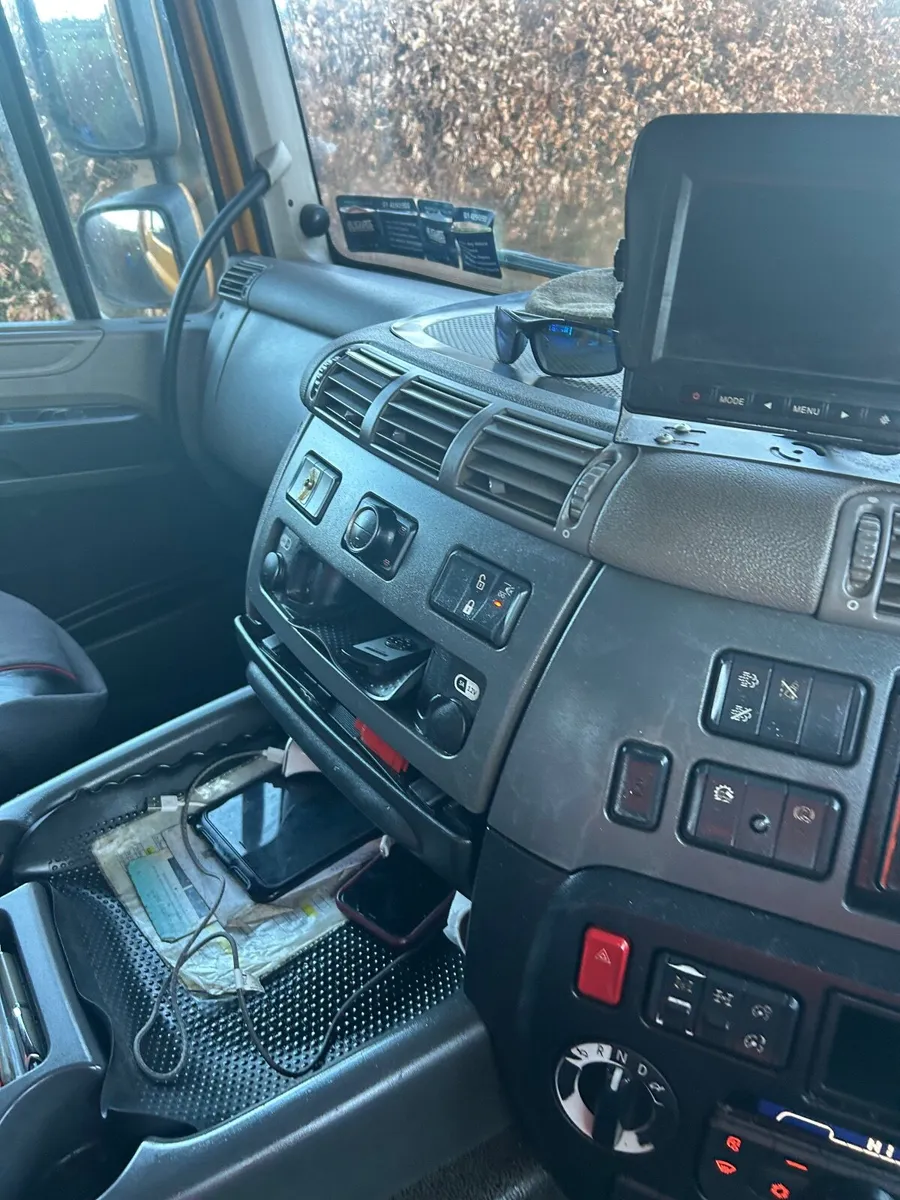 DAF-THOMPSON DAF 212MH1708 - Image 2