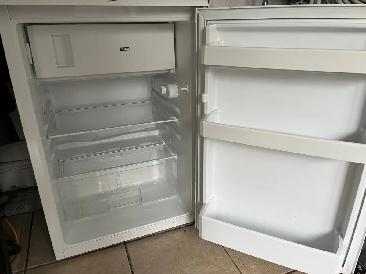 Under counter Fridge - Image 2