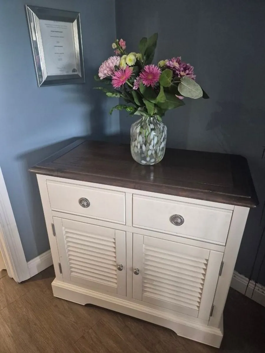 Other furniture - Image 1