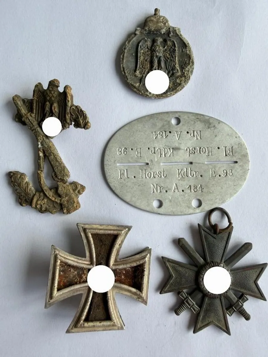WW2 German Military Collectibles - Relics, Medals and ID Tag - Image 2