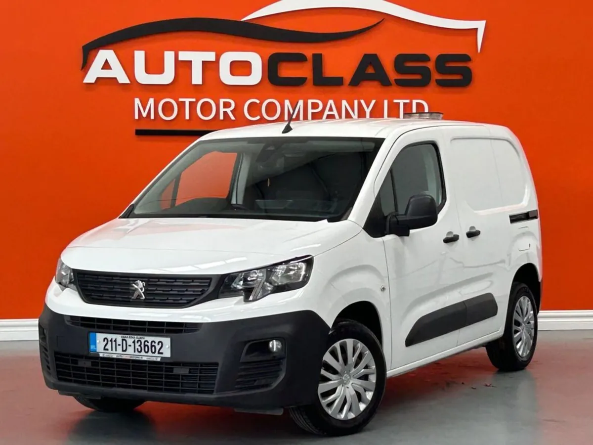 Peugeot Partner Professional Plus 1.5 Blue HDI #74 - Image 4