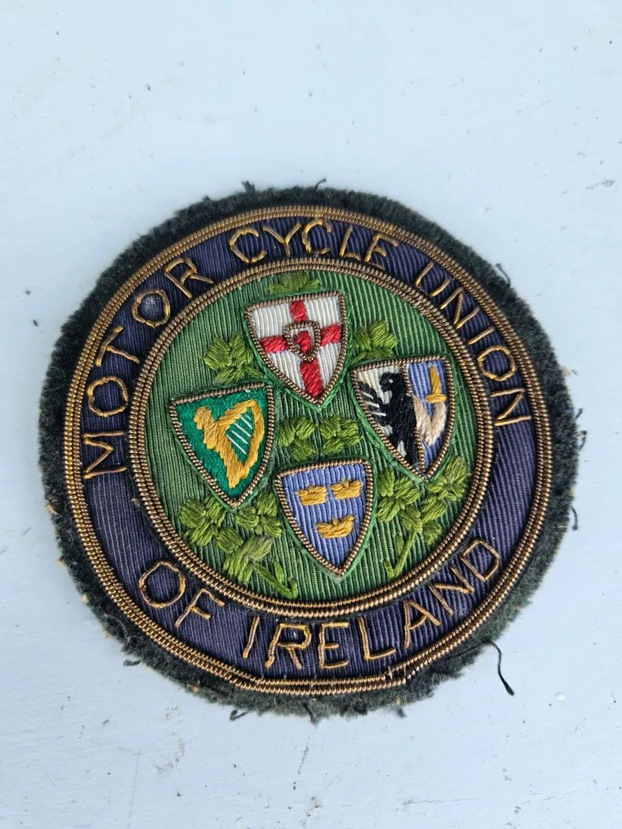Motor Cycle Union of Ireland Badge - Image 2