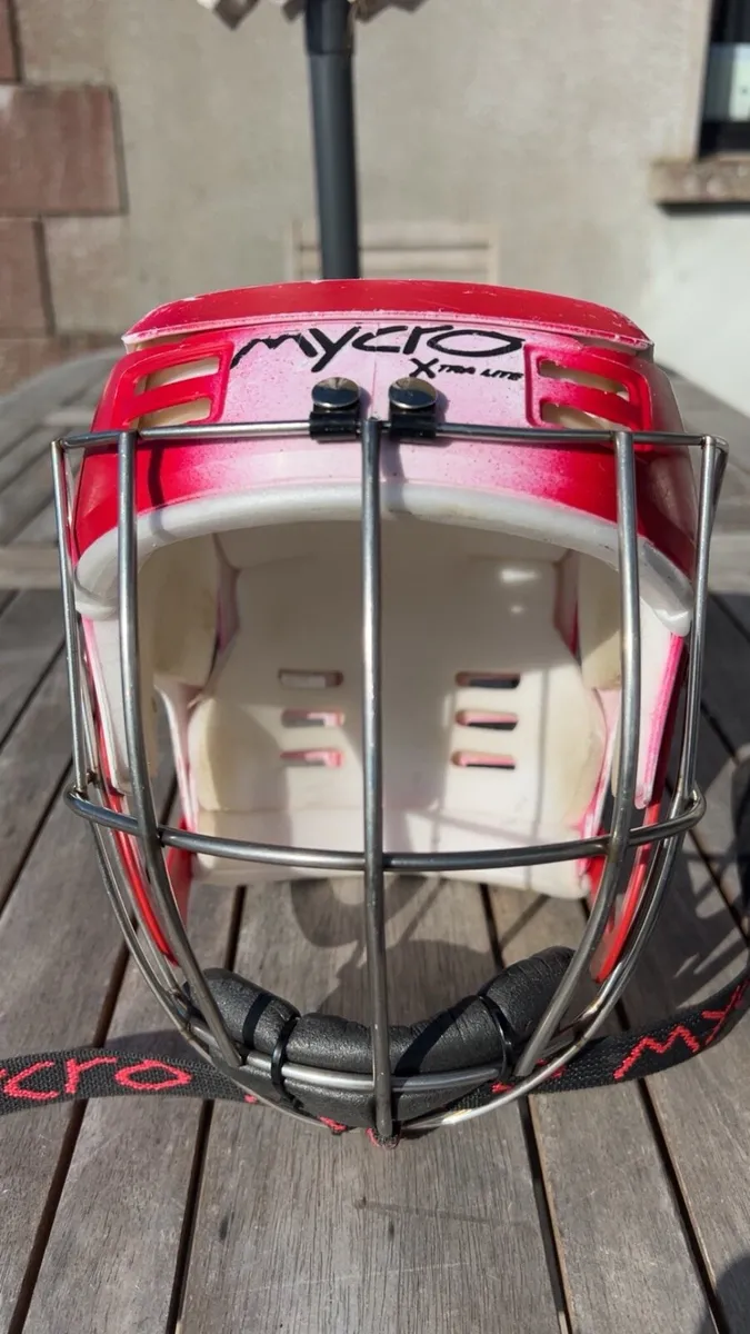 Hurling helmets - Image 4