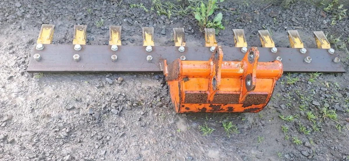 Digger rake - Image 1