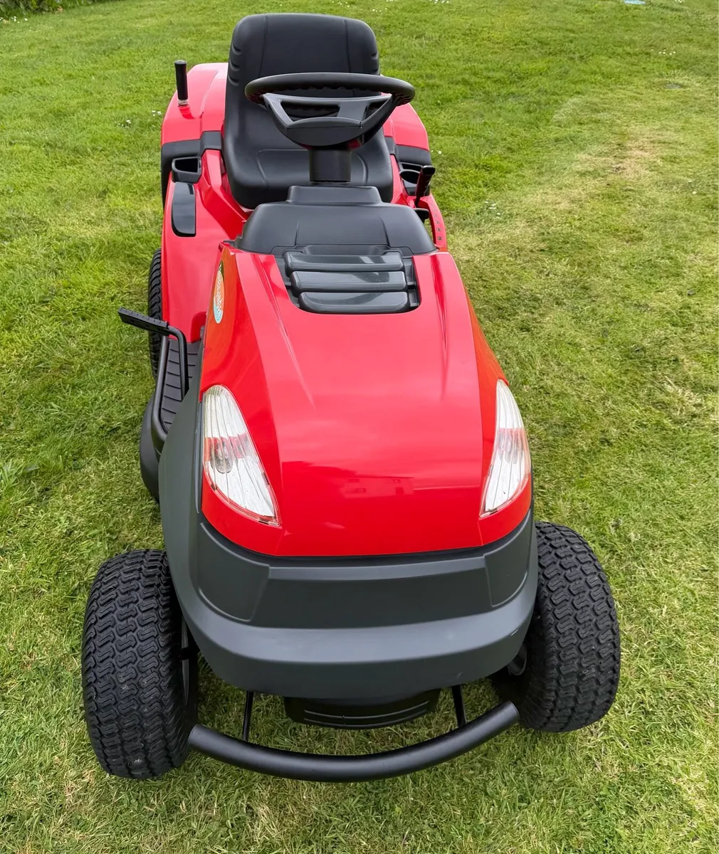 Castlegarden hydrostatic mower - Image 2