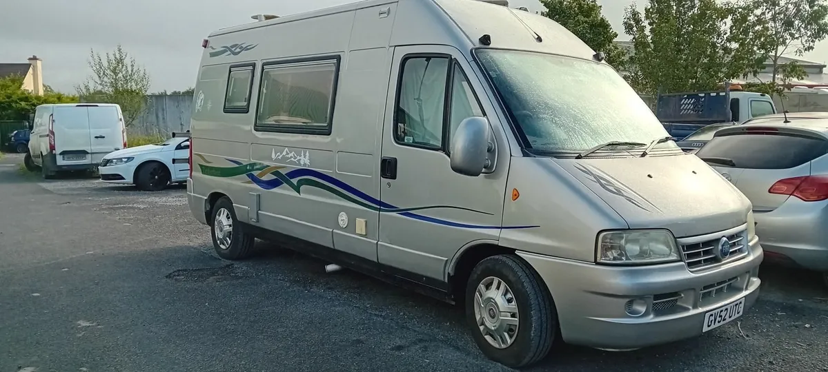 Motorhome - Image 4
