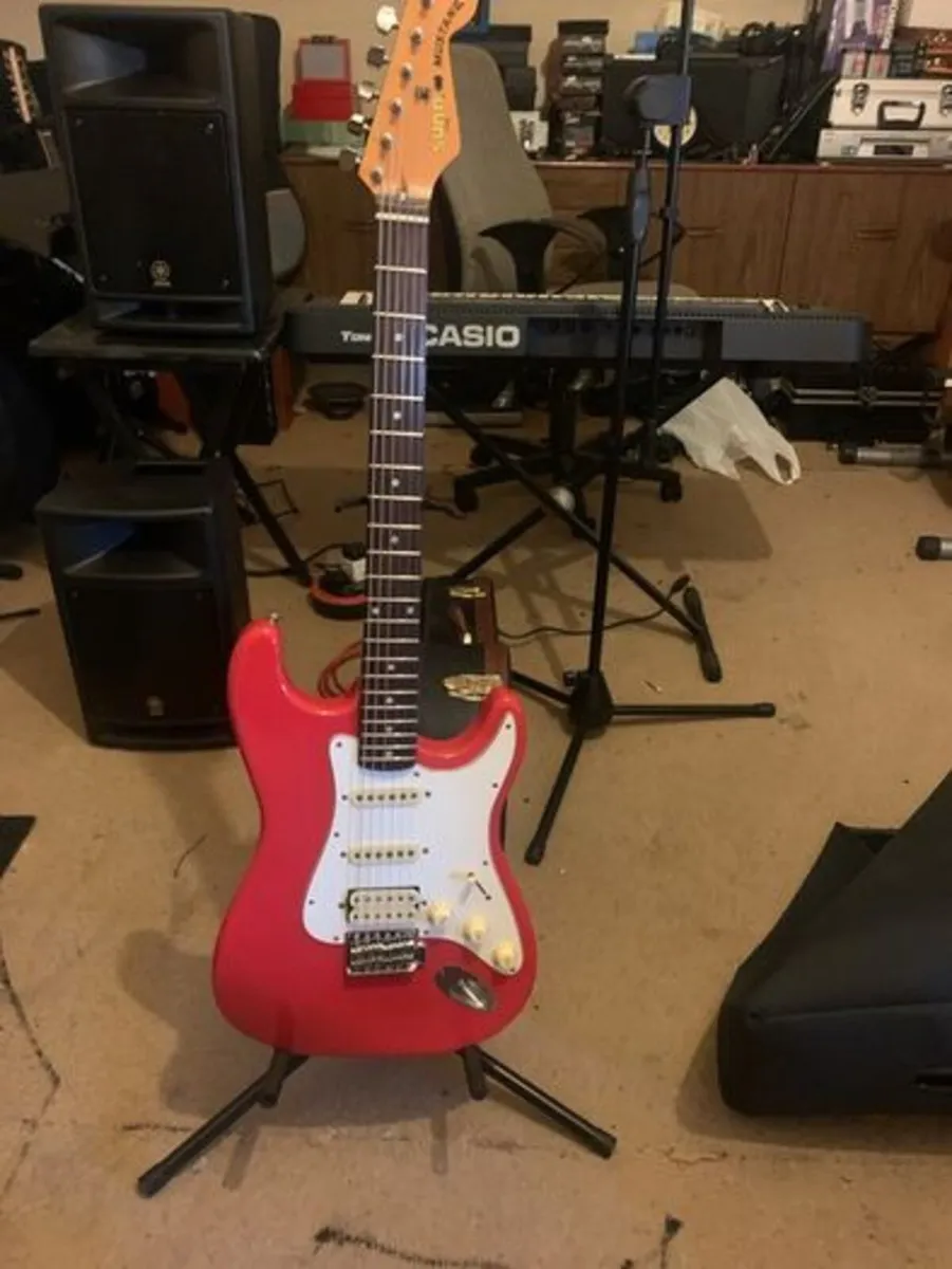 fender sunn mustang - Image 1