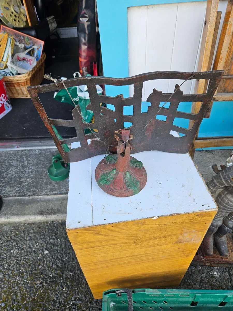 Vintage Cast Iron Cook Book Stand - Image 3