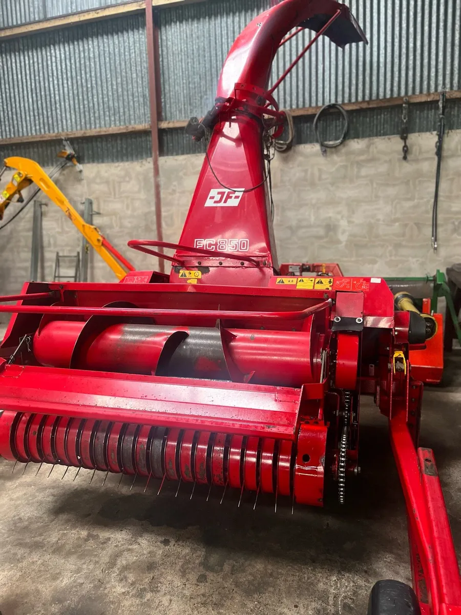 JF 850 harvester - Image 1