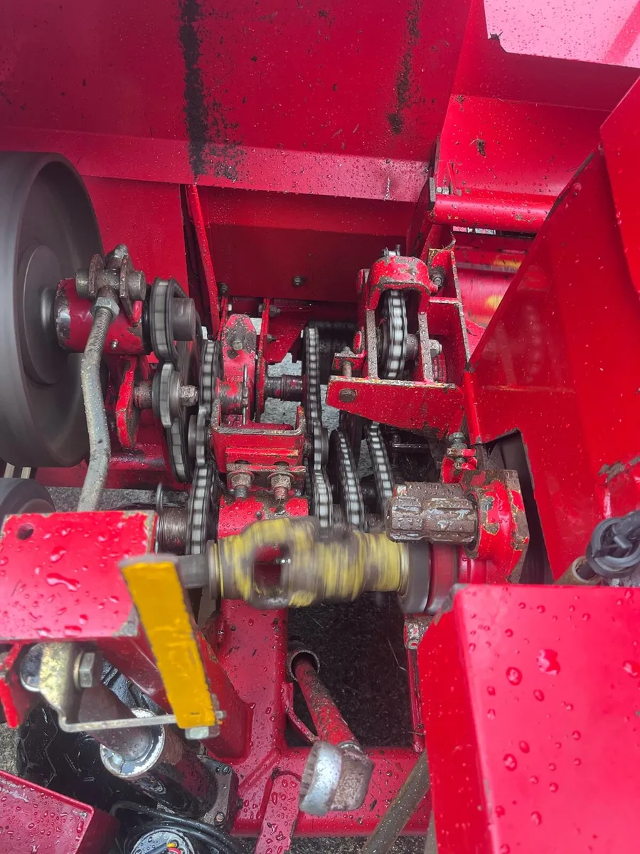 JF 850 harvester - Image 3