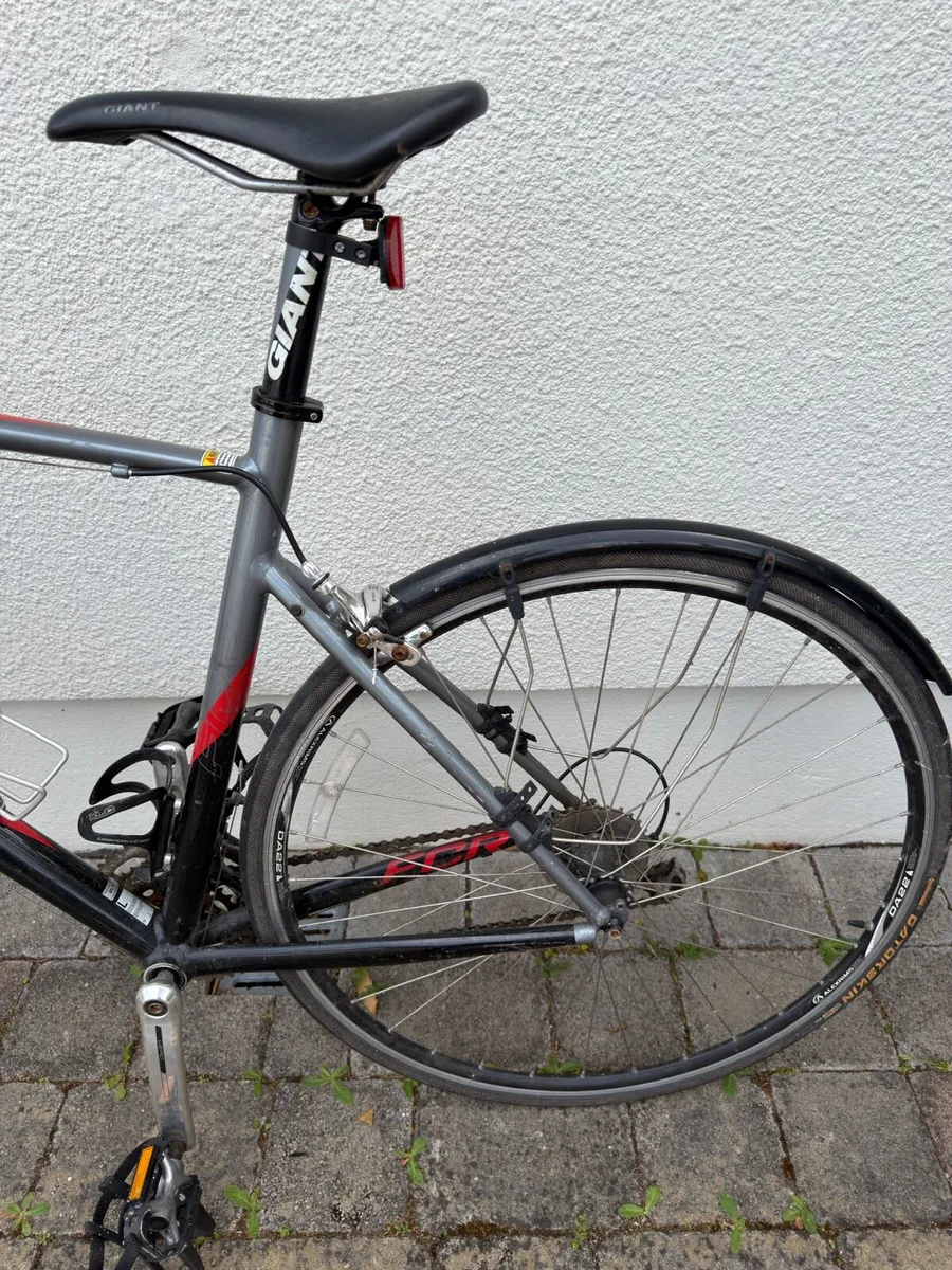 Hybrid bike GIANT - Image 4