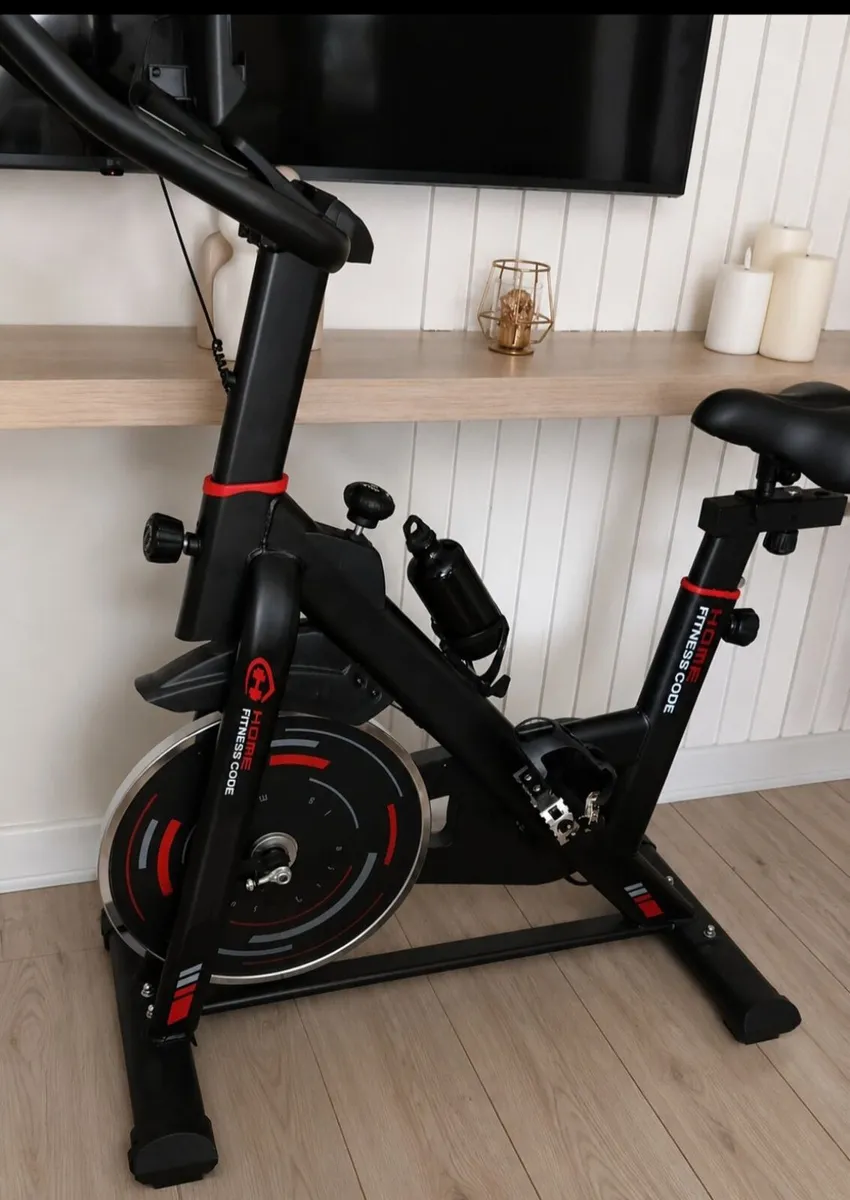 Complete home gym Over half price * LikeNew* - Image 3