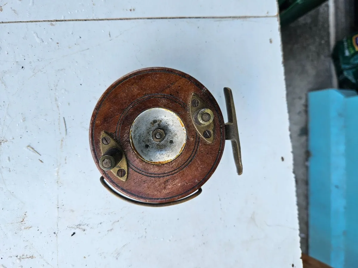 Vintage Fishing Reel - Image 1