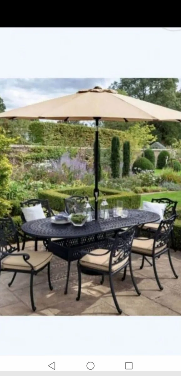 **CLEARANCE** Brand New Hartman,6 Seater Set