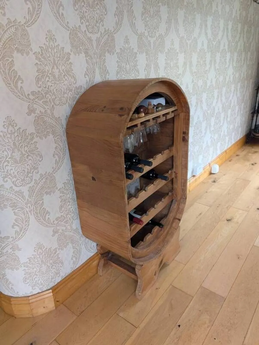 Barrel Style Oval Bottle and Glass Hanging Rack - Image 2