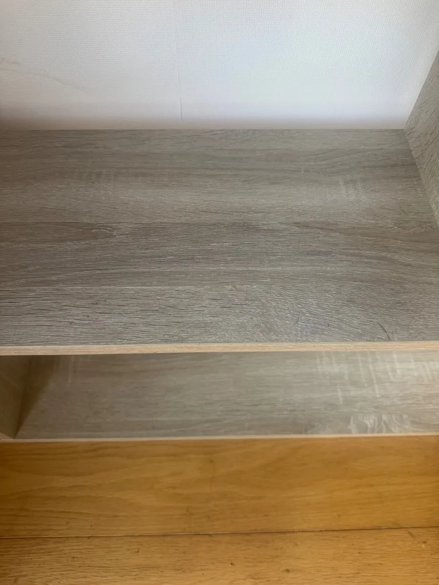Display stand room divider - Image 4