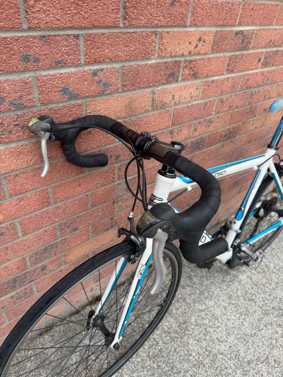 Carrera Virtuoso Road Bike - Image 4