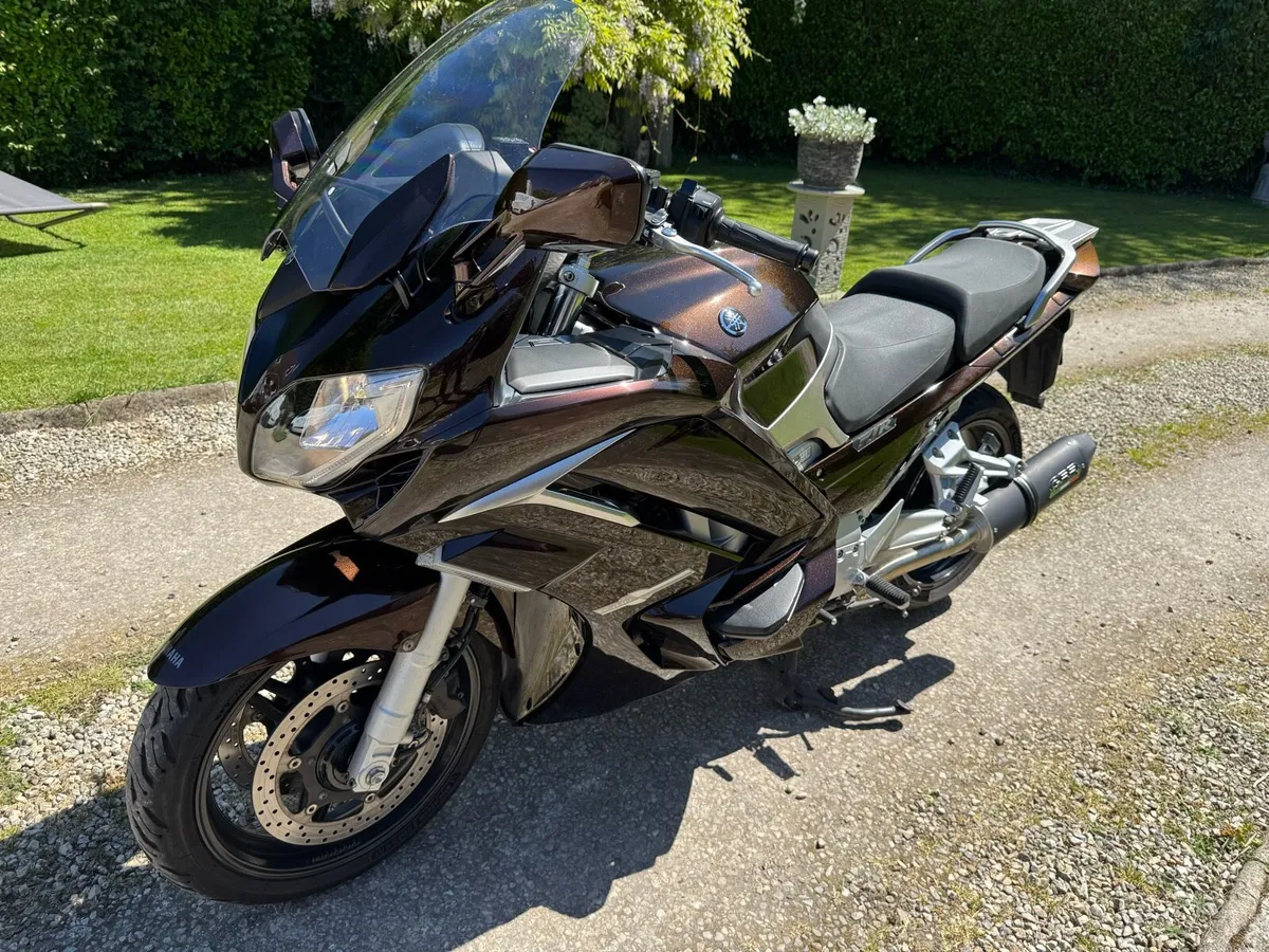 Yamaha FJR 1300 - Image 1