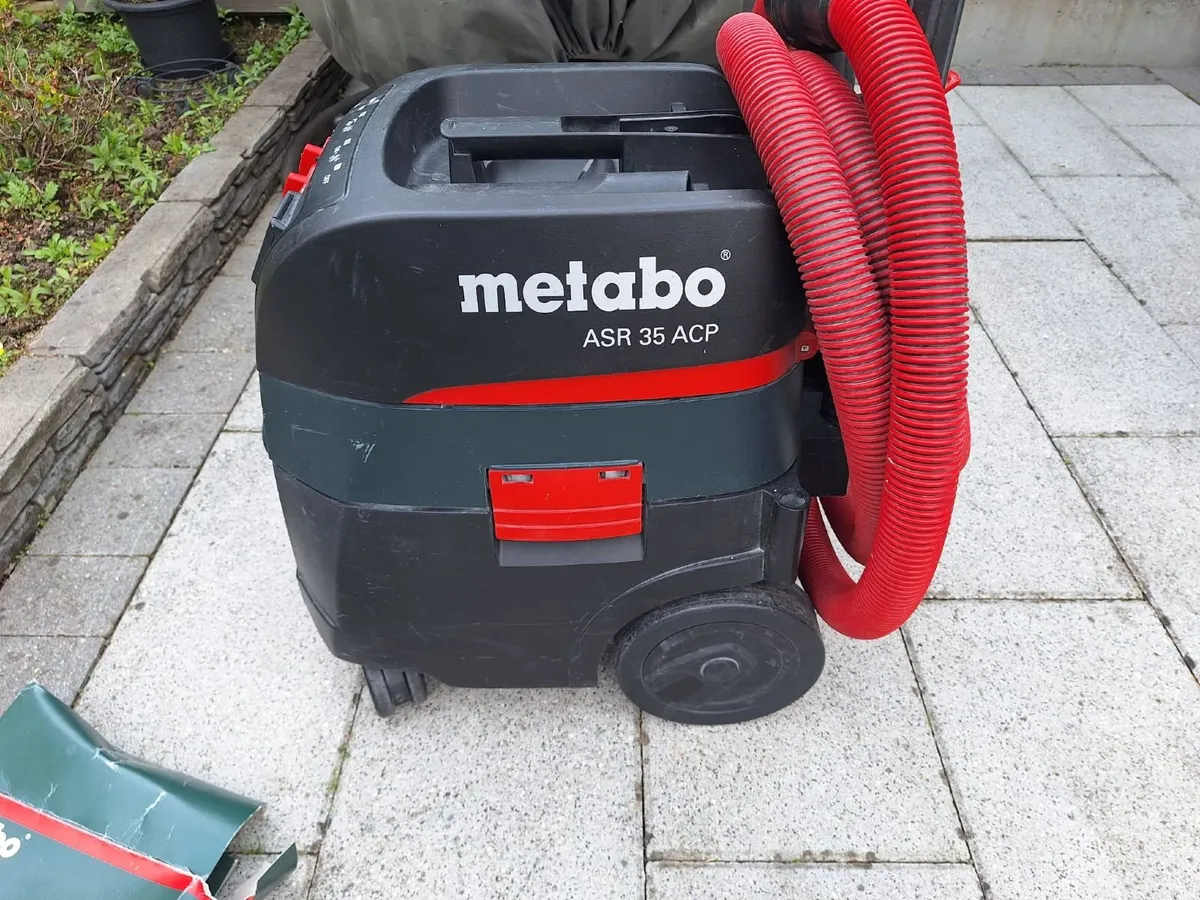 Metabo plaster sander + M class vacuum cleaner - Image 3