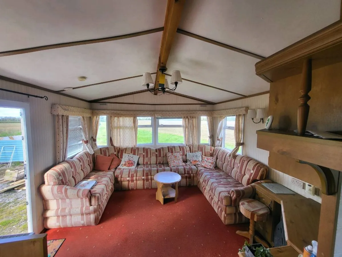 Mobile Home - Image 4