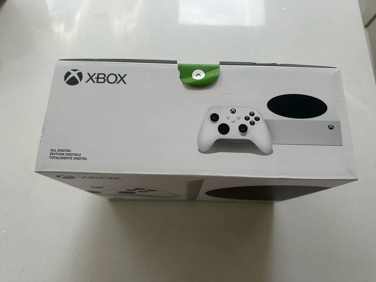 Xbox Series S 512gb NEW - STILL SEALED - Image 2